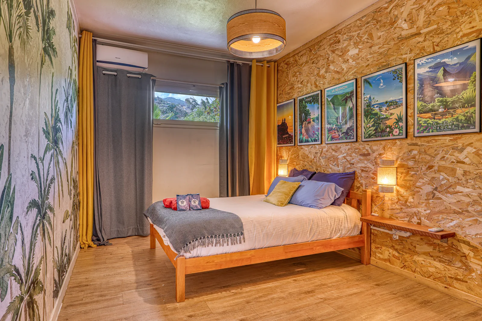 Première chambre du Lelaleu Appartement Familial B1